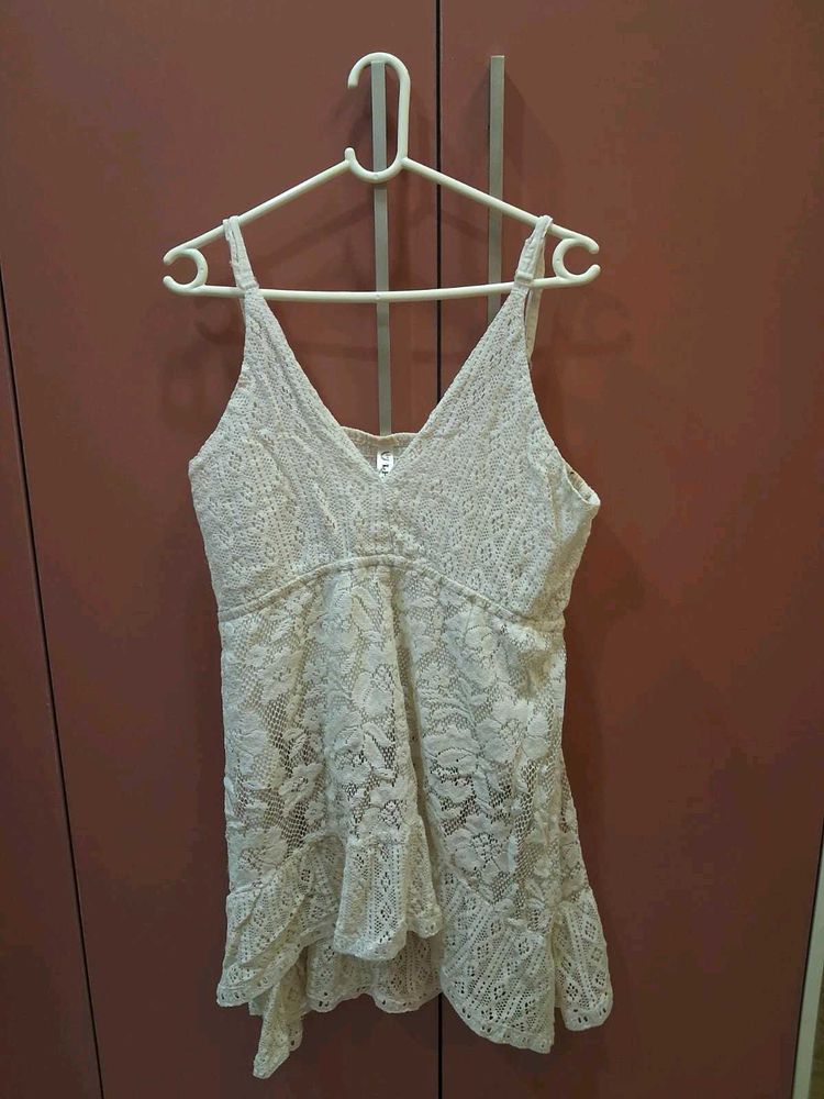 white lace dress