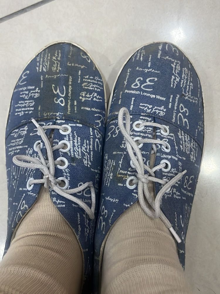 Blue Casual Sneakers with Text Print