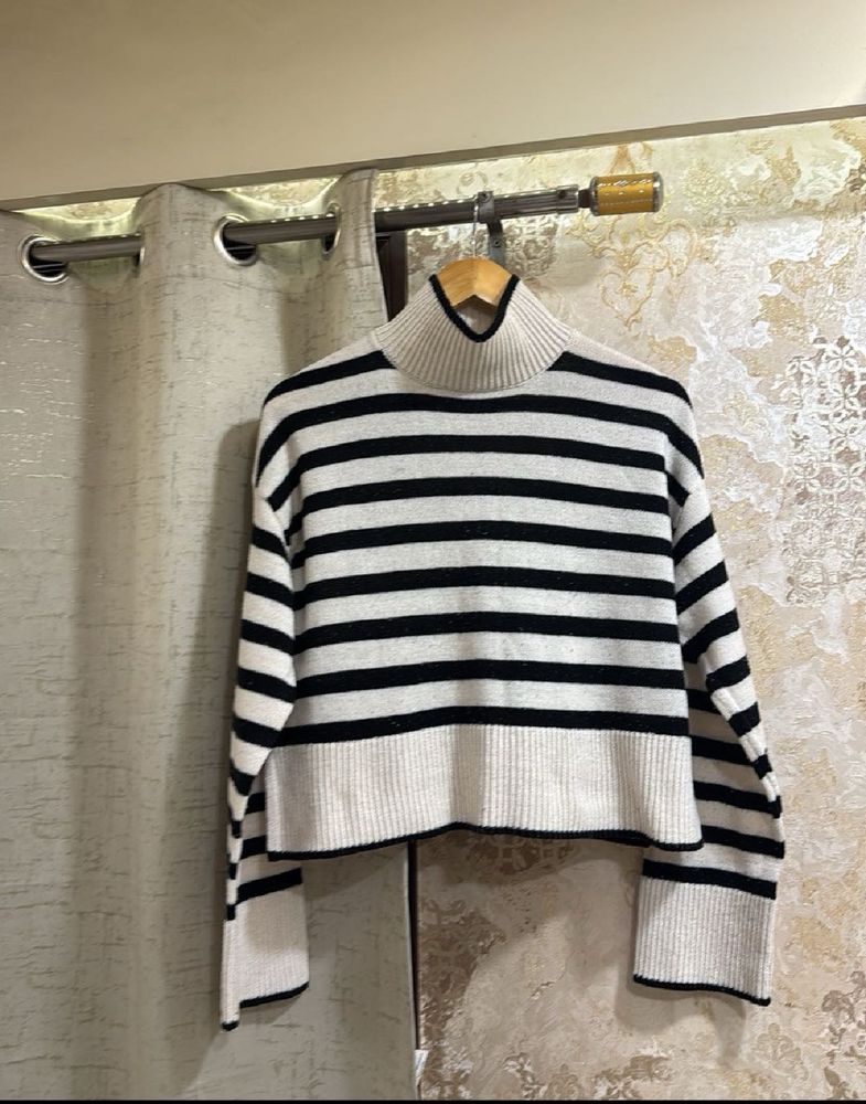 H&amp;M Striped Turtleneck Sweater, Bust-36/34