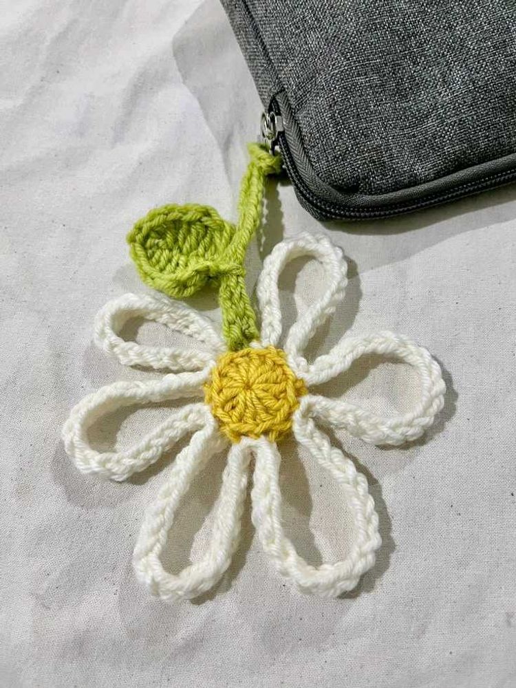 Daisy Crochet Keychain