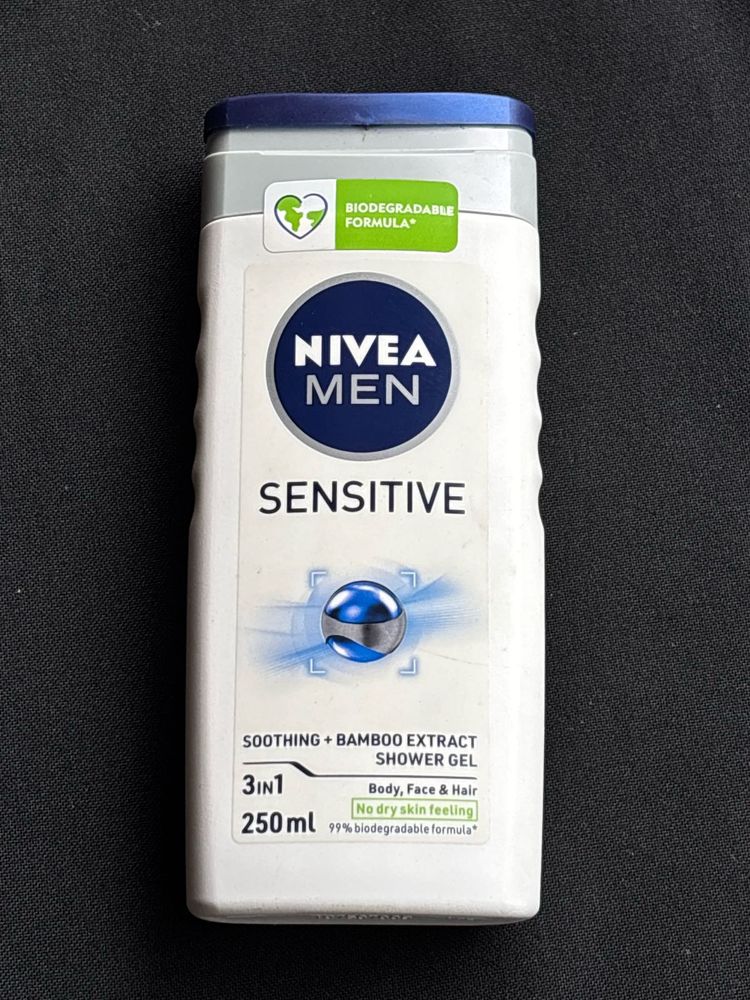NIVEA MEN Sensitive Shower Gel 3-in-1