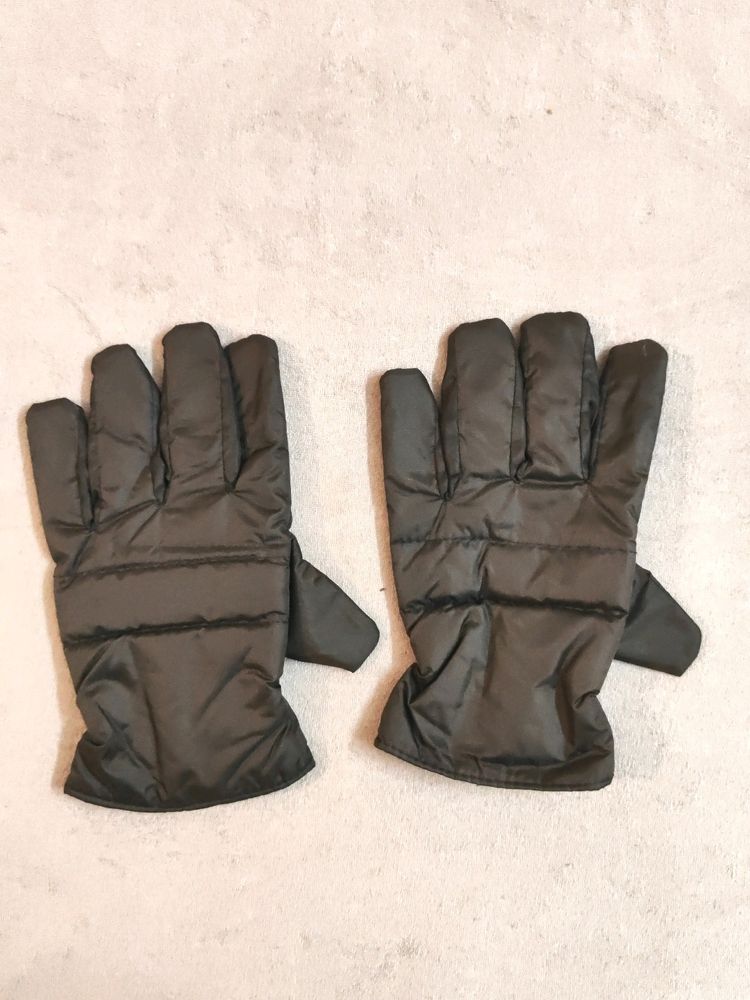 Cleaning Hand Gloves (Totally NEW)