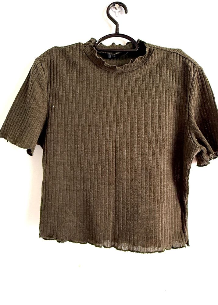 Ribbed Mock Neck Top