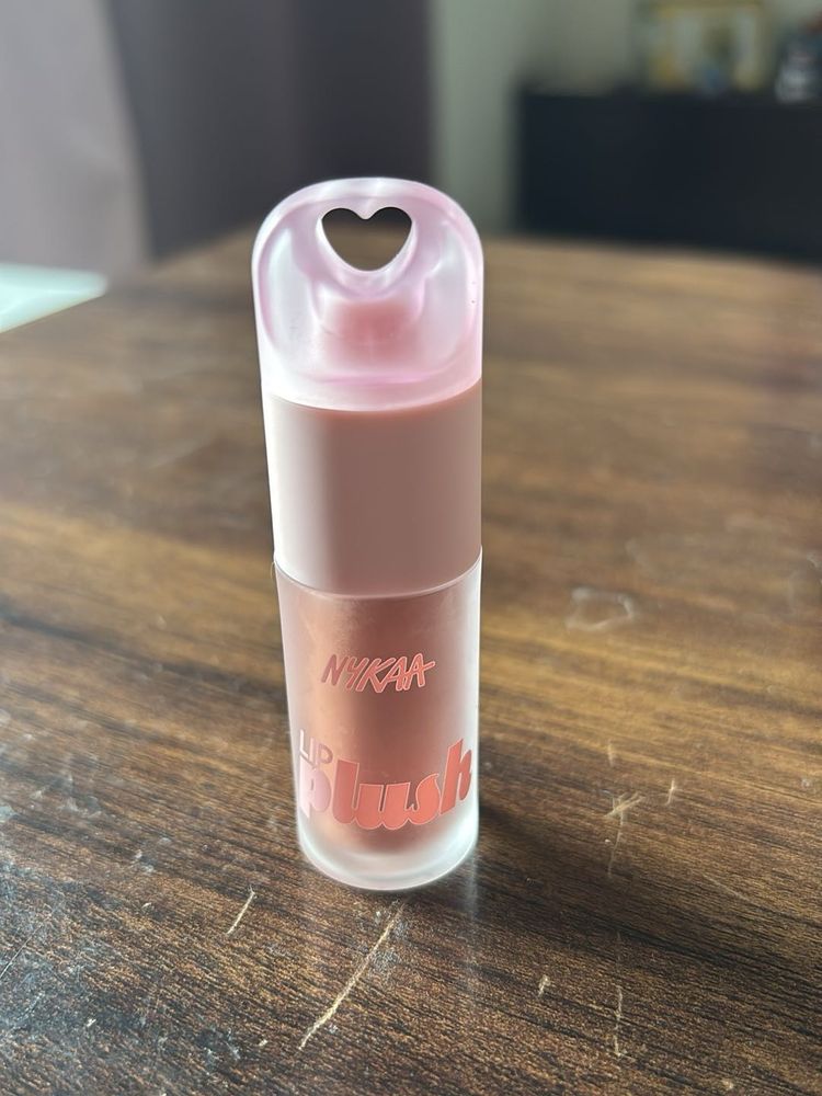 Nykaa lip plush lipstick-40% used