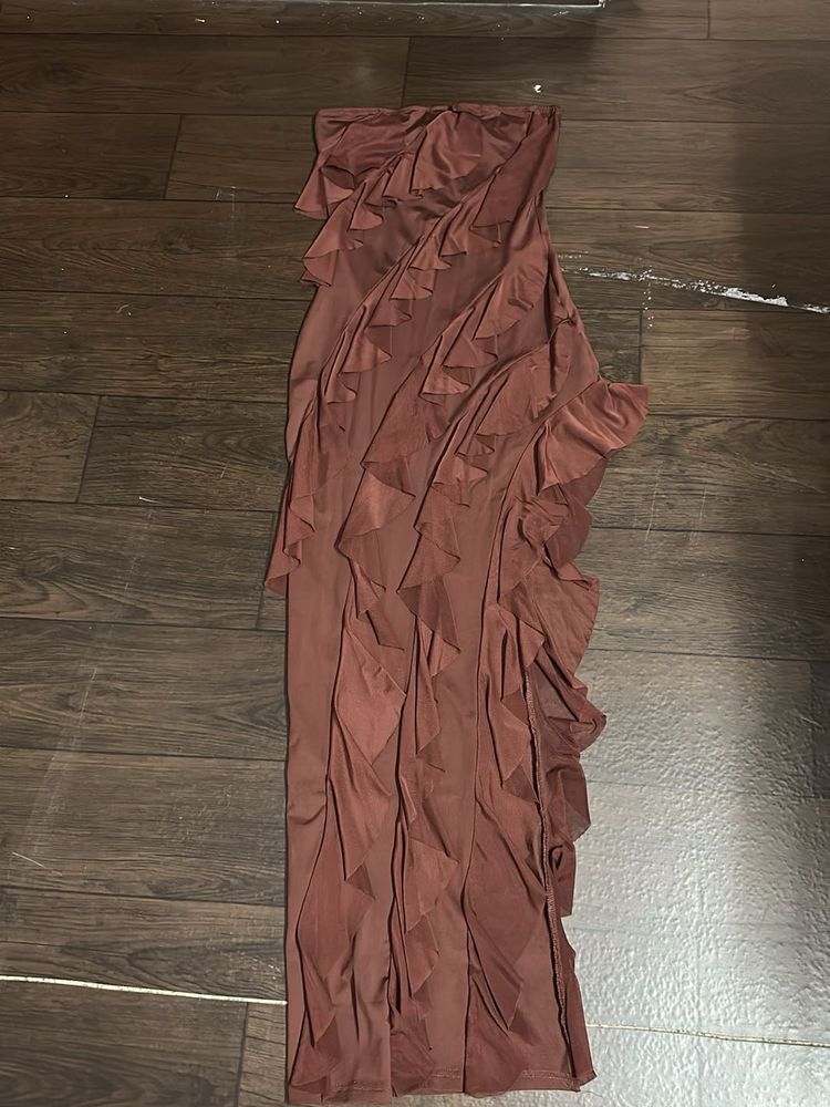 Chic Brown Ruffle Strapless Dress