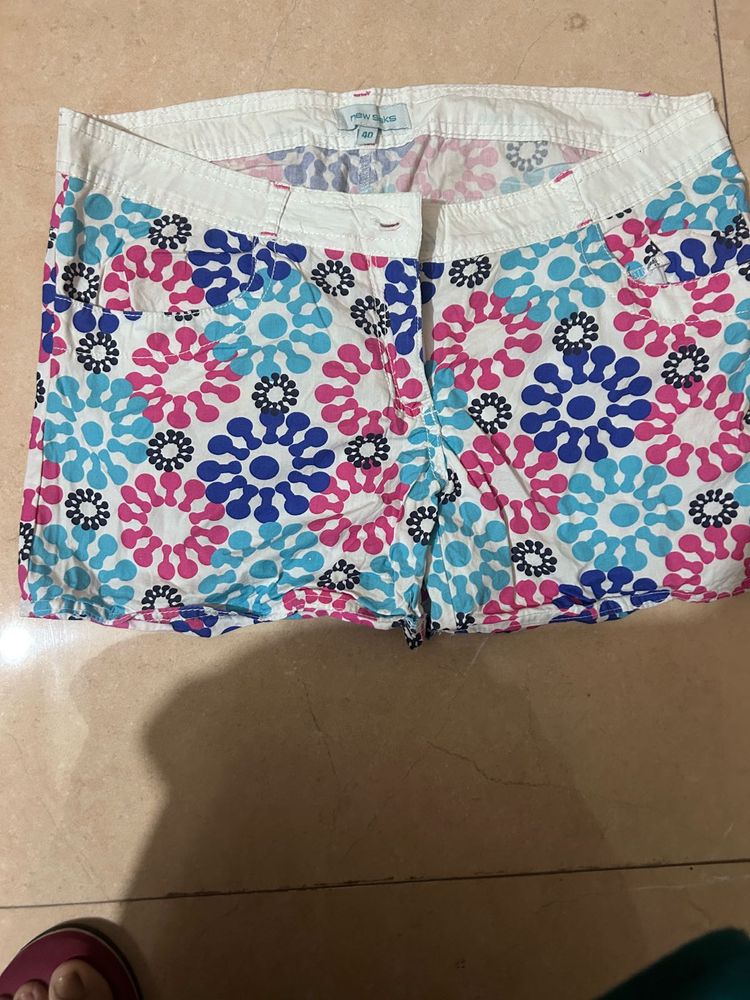 Colorful Floral beach Shorts
