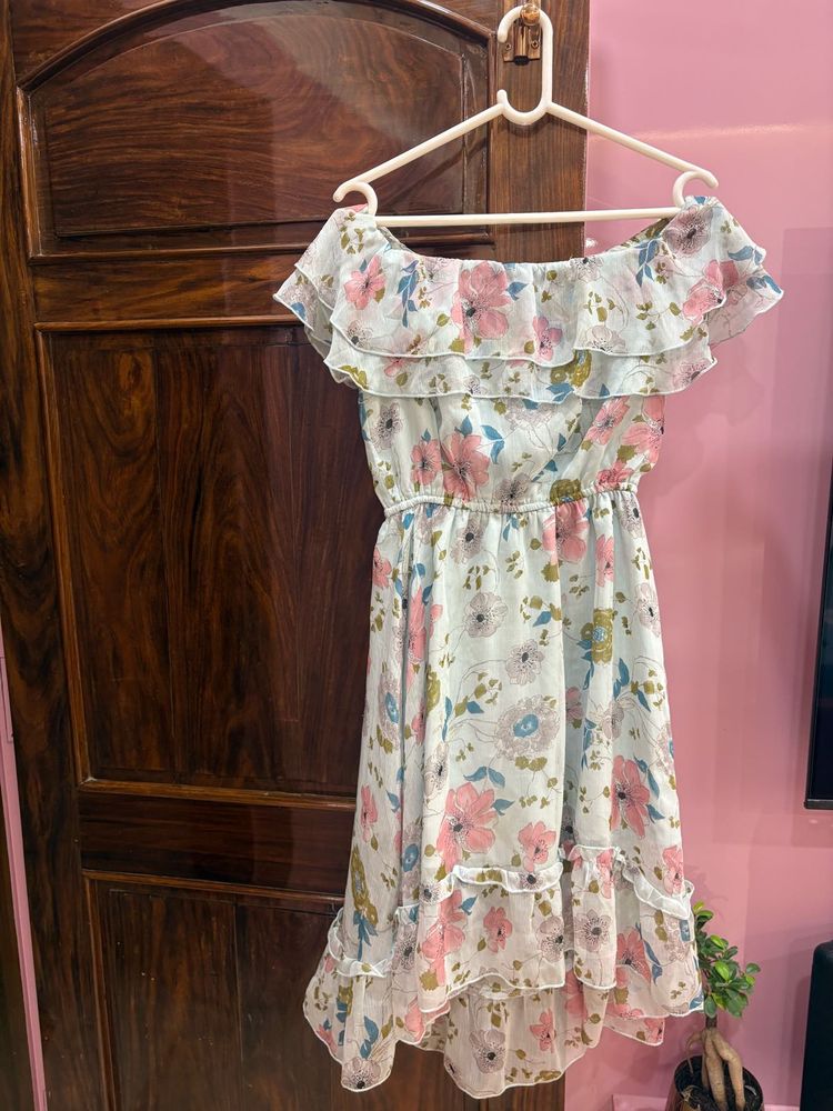 Off Shoulder Floral Dress!