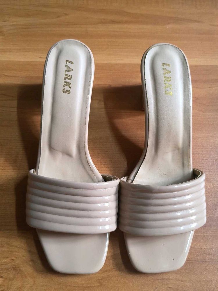 Larks Heeled Sandals