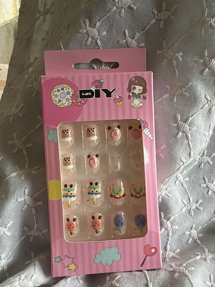 DIY Press-On Nails