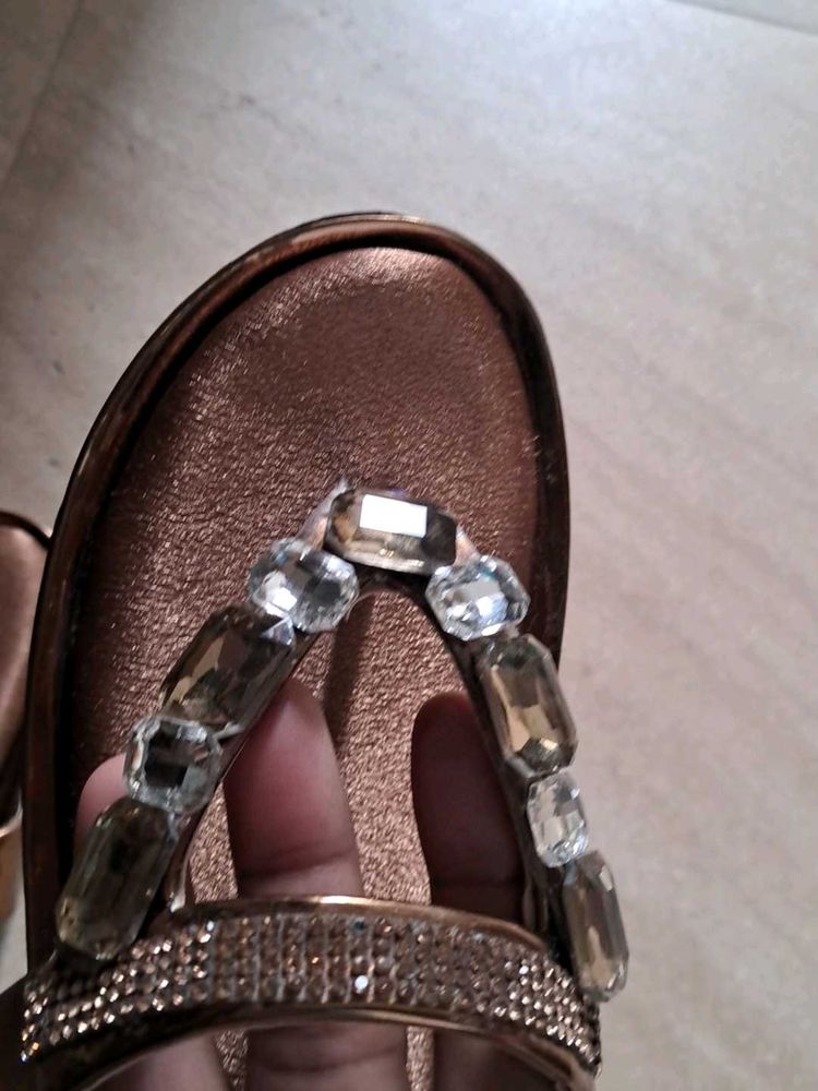 Sparkling Embellished platform heel Sandals