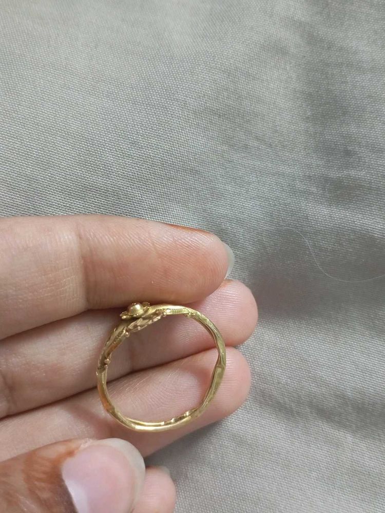 22k pure gold  ring with hallmark