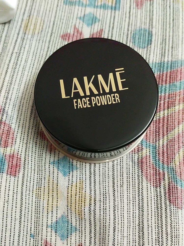 Lakme Face Powder Compact &amp; joy body lotion