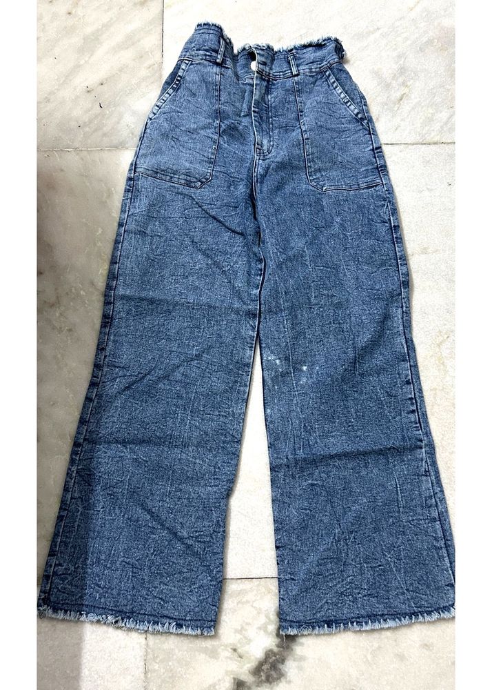 Flared Jeans | Waist 28 | High Waisst