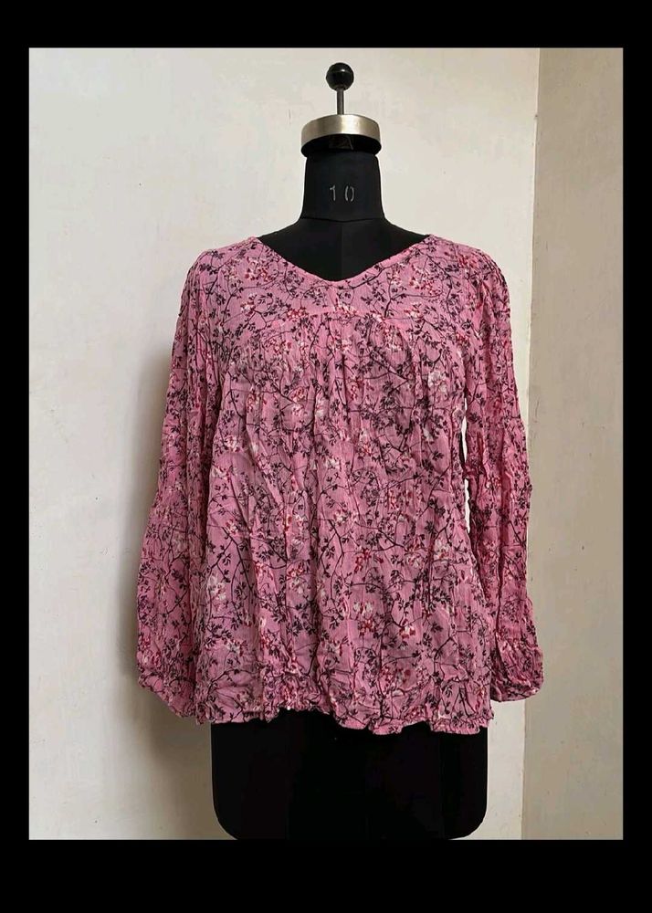 Beautiful Flowy Floral Print V-Neck Top