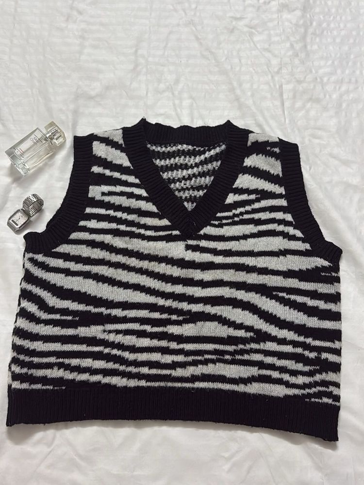 Patterned Sweater Vest