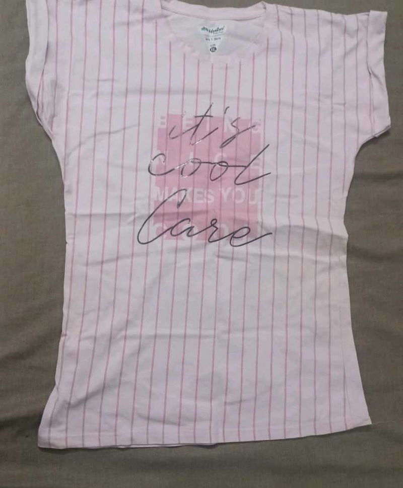 Pink Striped Girls T-Shirt 🩷