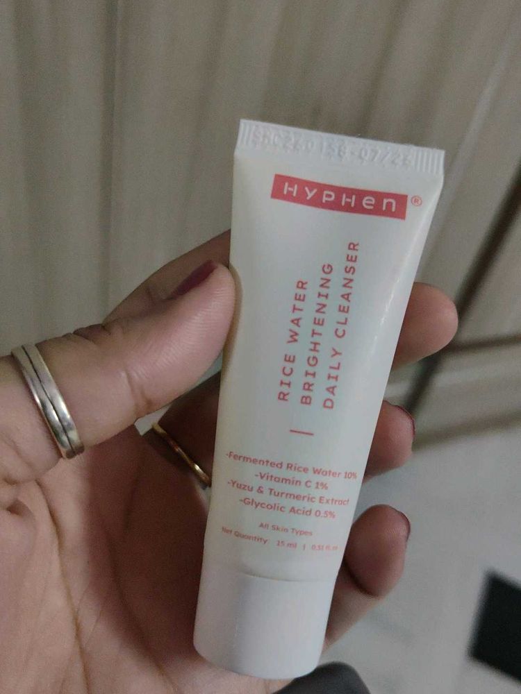 Hyrphen Rice Water Brightening Cleanser