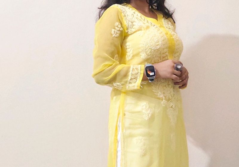 Yellow Chikankari Kurti 🎀(Unused)
