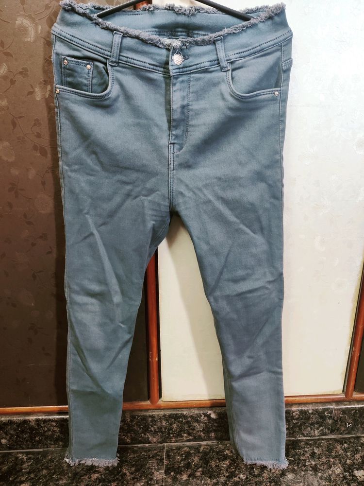 a Denim Jeans With Design In Top &amp; Bottom