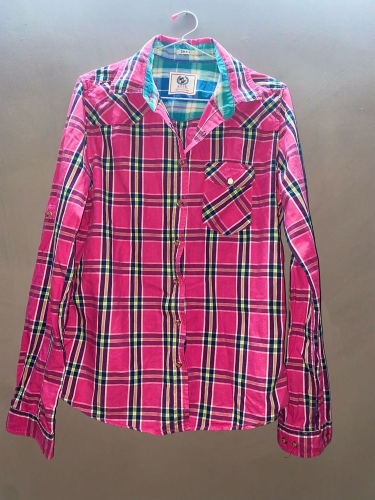 Stylish Looking Shirt For Women