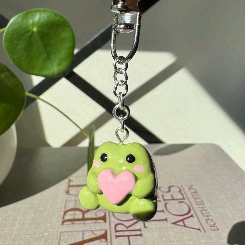 Clay Frog Keychains 🐸🩷