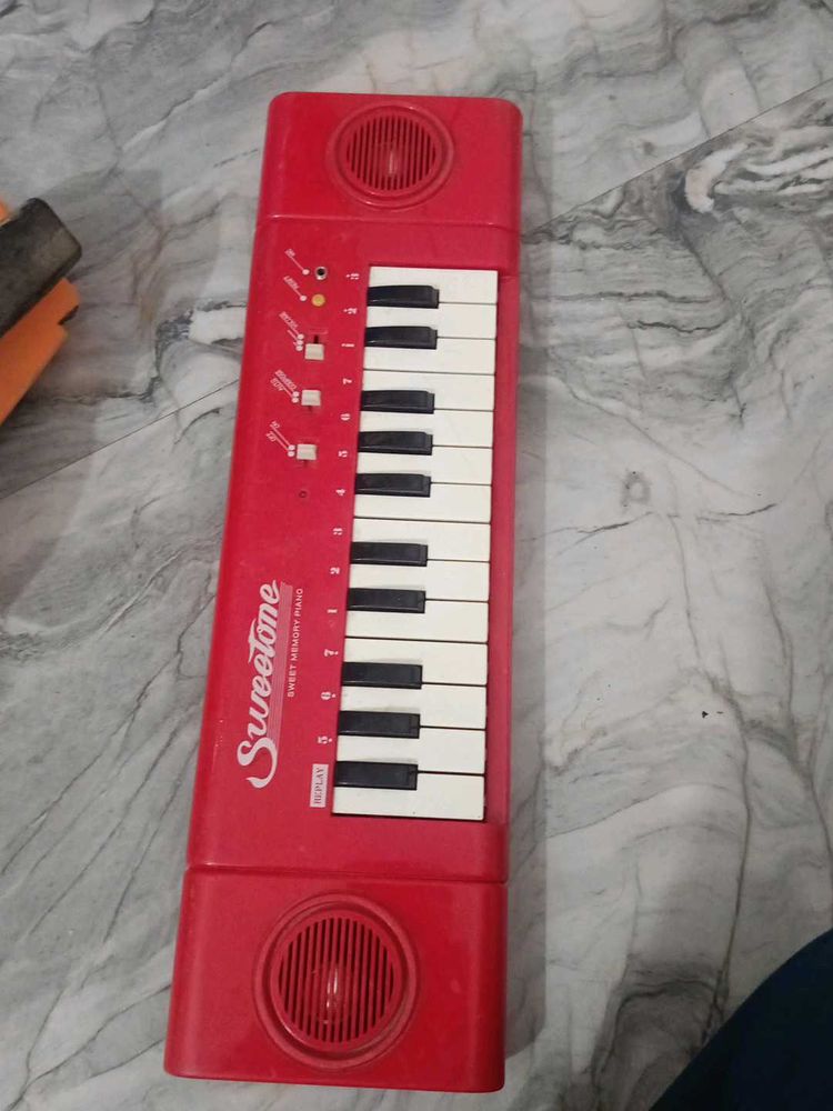 Sweetone Electronic Keyboard Piano band he scrap s