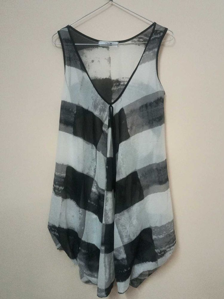 Abstract Print Sleeveless Top