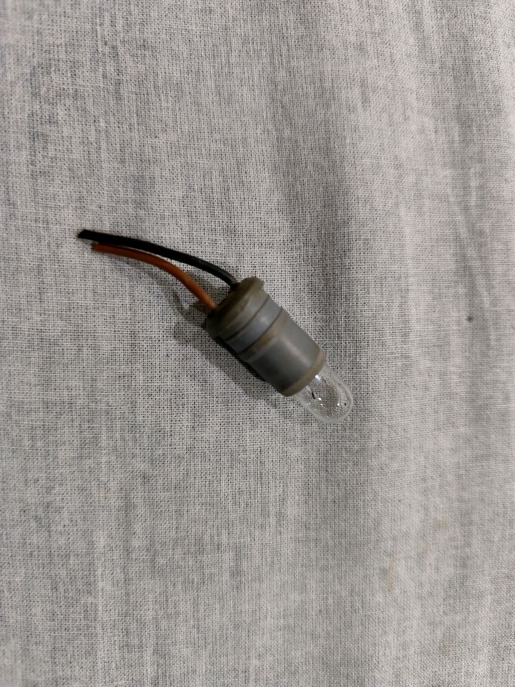 12v12W Bright Bulb Mid Yellow