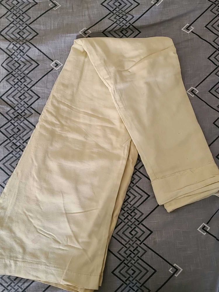 Elegant cream peticot