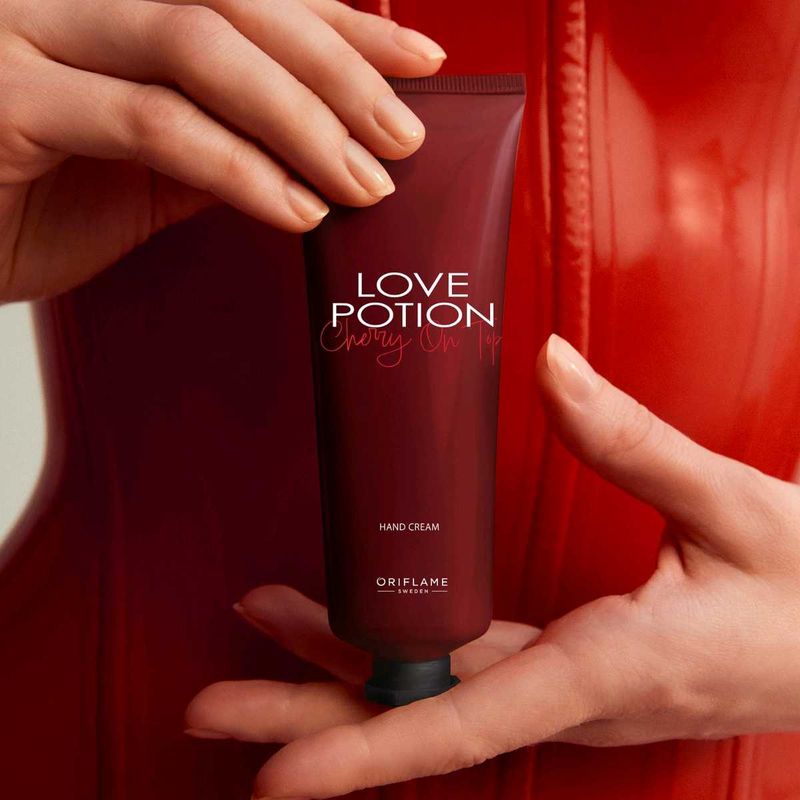 Oriflame Love Potion Hand Cream