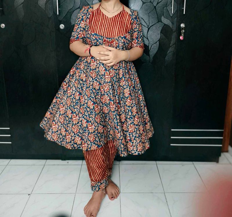 Beautiful Ethnic Kurta Set