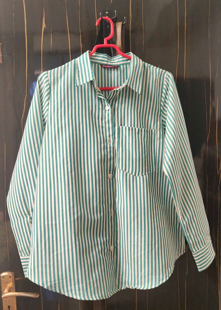 Green &amp; White Striped Button-Up Shirt