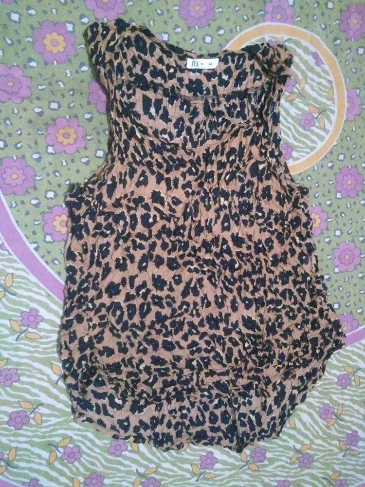 Stylish Leopard Print Sleeveless Top