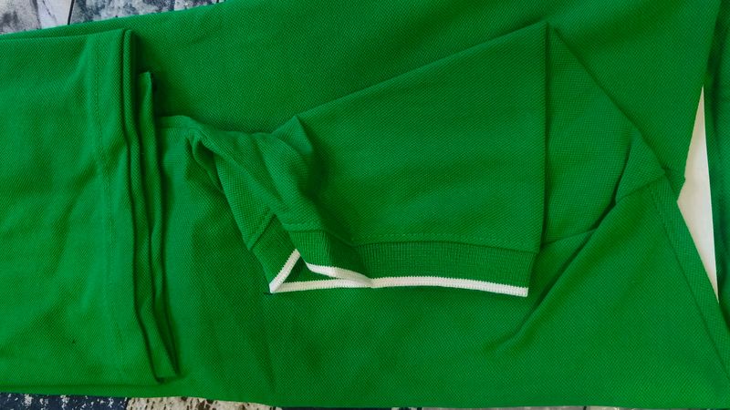 Collar M Green Tshirt