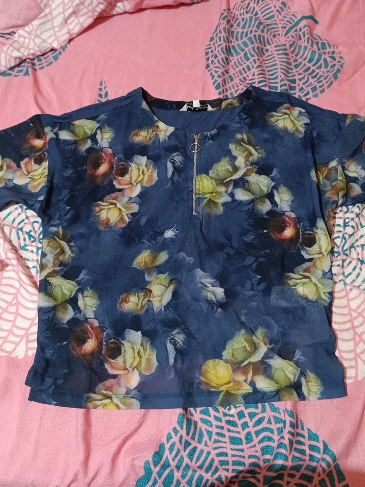 Latin Quarters Brand Top