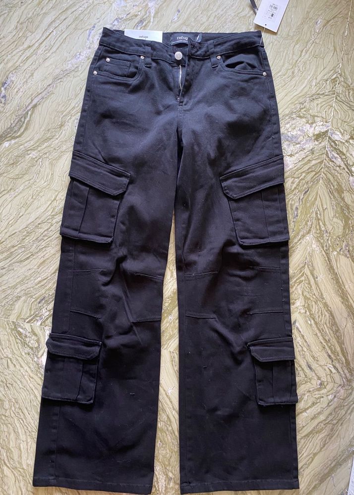 Black cargos