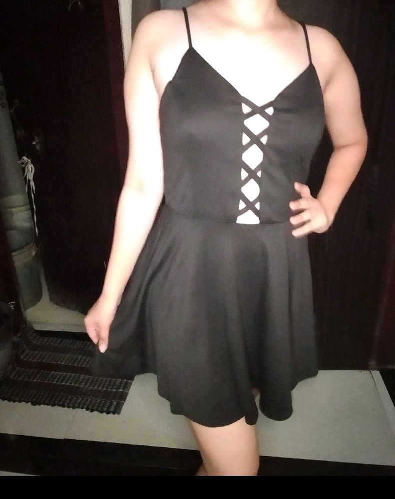 Black Hot Dress