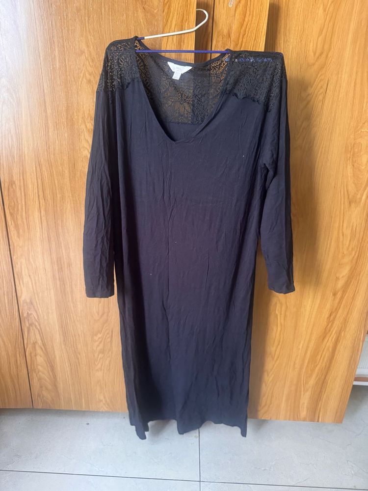 Mark and Spencer Black Lace Detail Nightdre