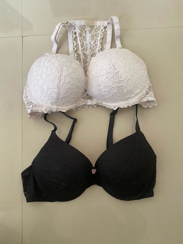Lace Detail Push-Up Bra Set