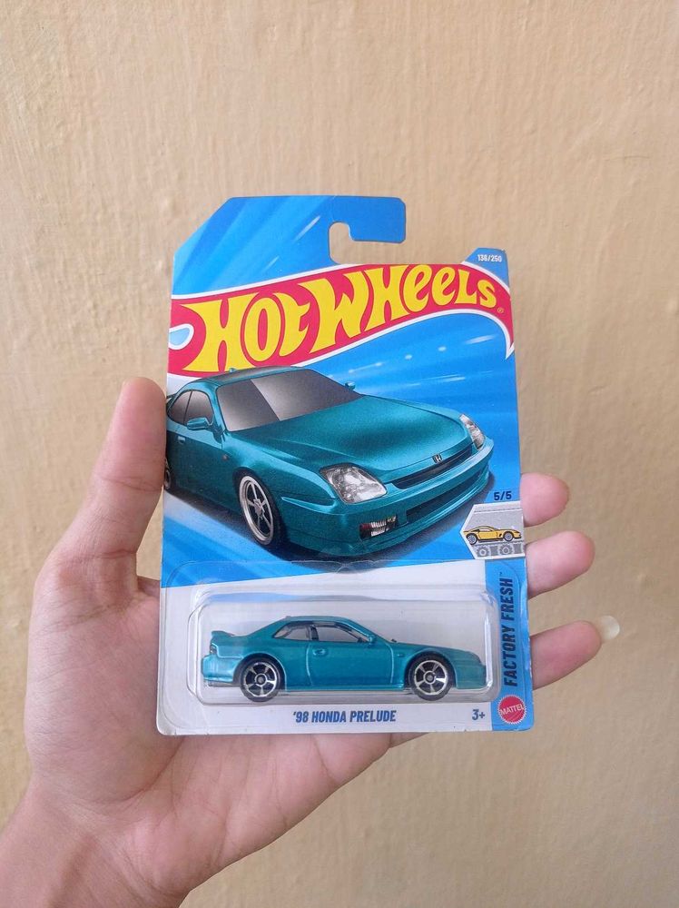 Hot Wheels '98 Honda Prelude