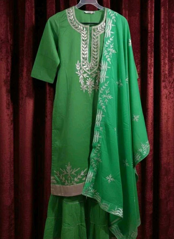 Beautiful green gotapatti sharara set!✨️