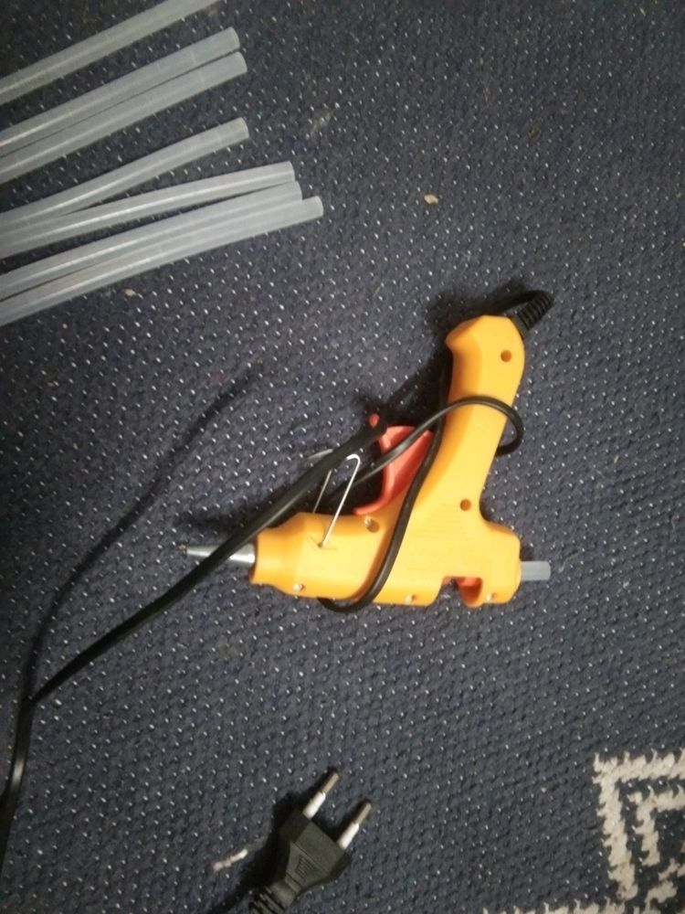 Glue Gun