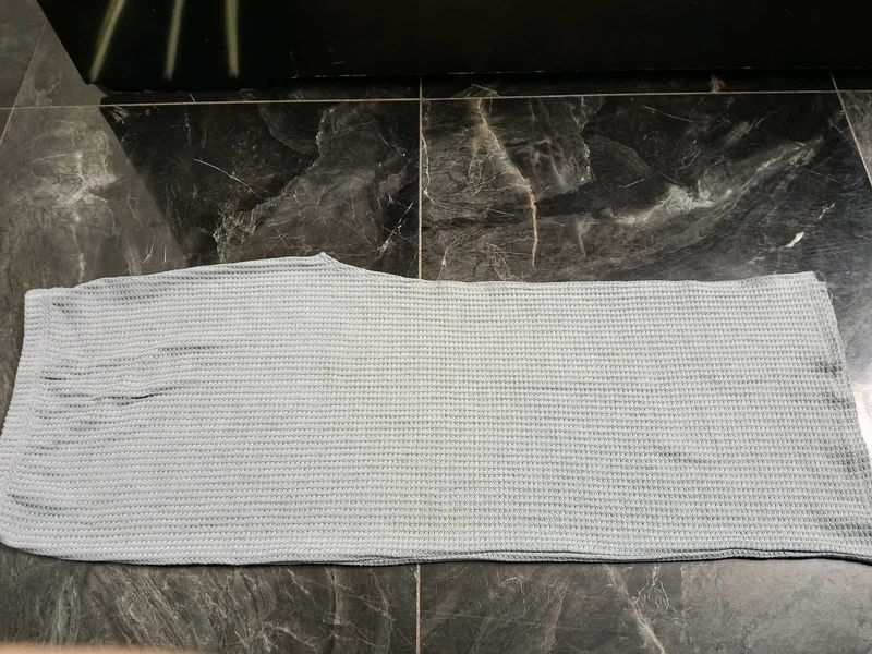 Light grey bodycon skirt