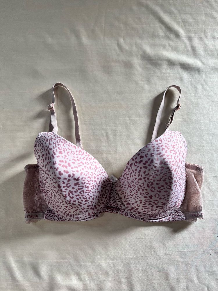 Chic Leopard Print Bra