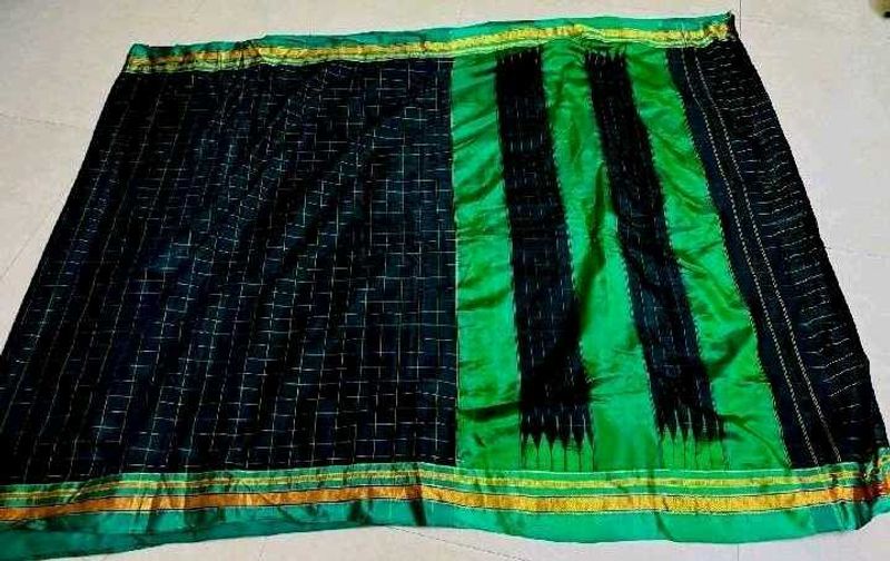 Elegant Black &amp; Green  silk saree
