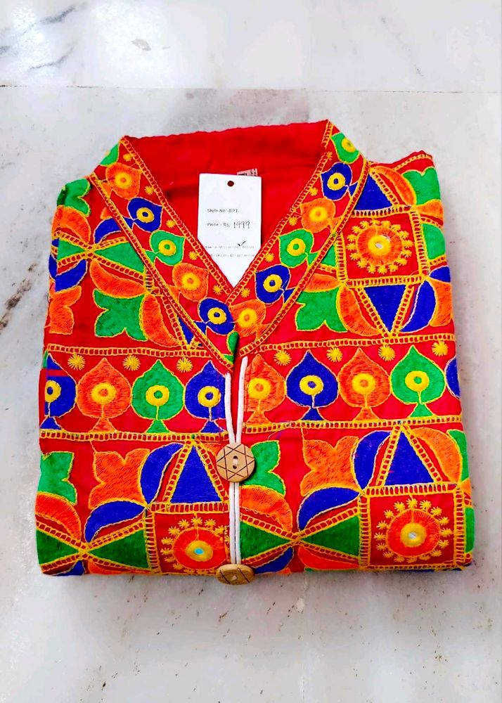 🌈Kathiyawadi Embroidery
