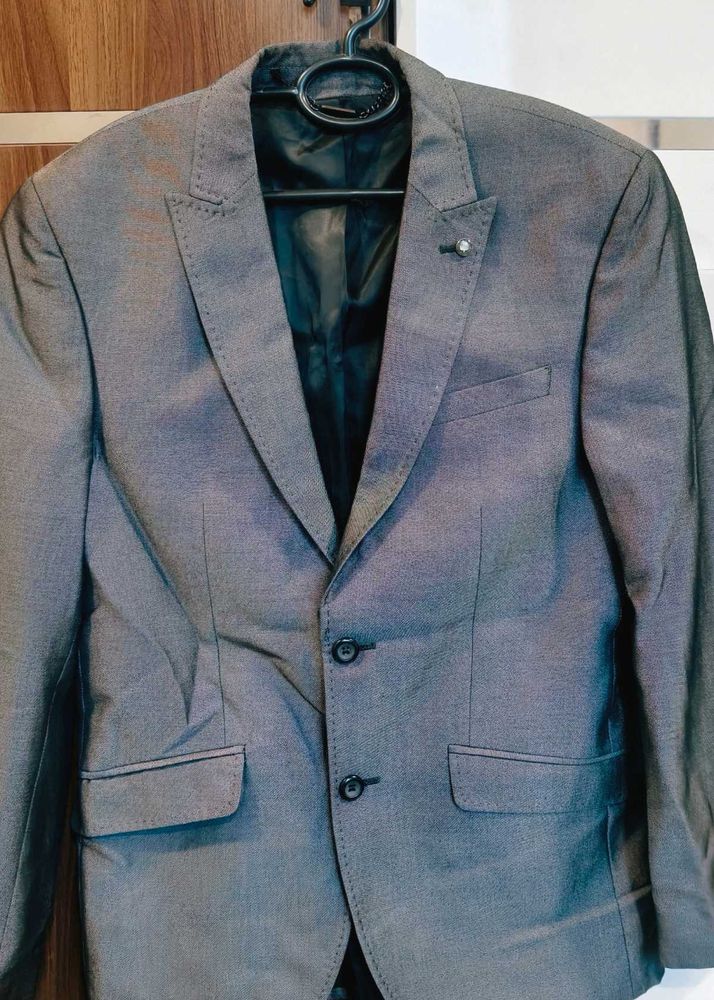 ** Only 2 Days Price** Original Blackbery Blazer
