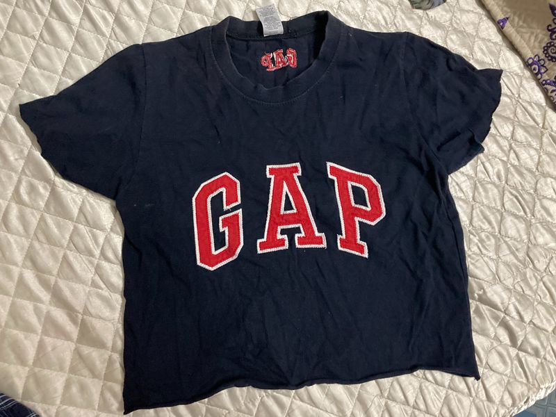 GAP crop top