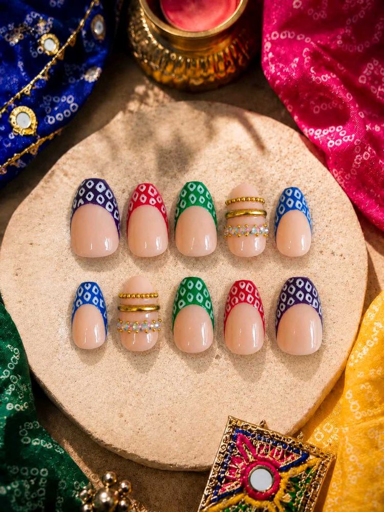 Navratri press-on nails