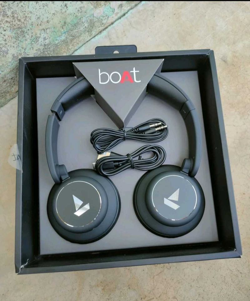 BoAt Rockerz 450 pro wireless headphones